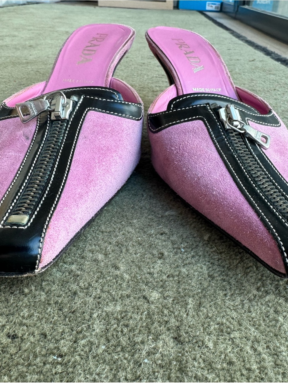 Prada Vintage Pink Suede Pointed Zip-Front Mules with Black Trim in Sz 38 - Picture 5 of 7